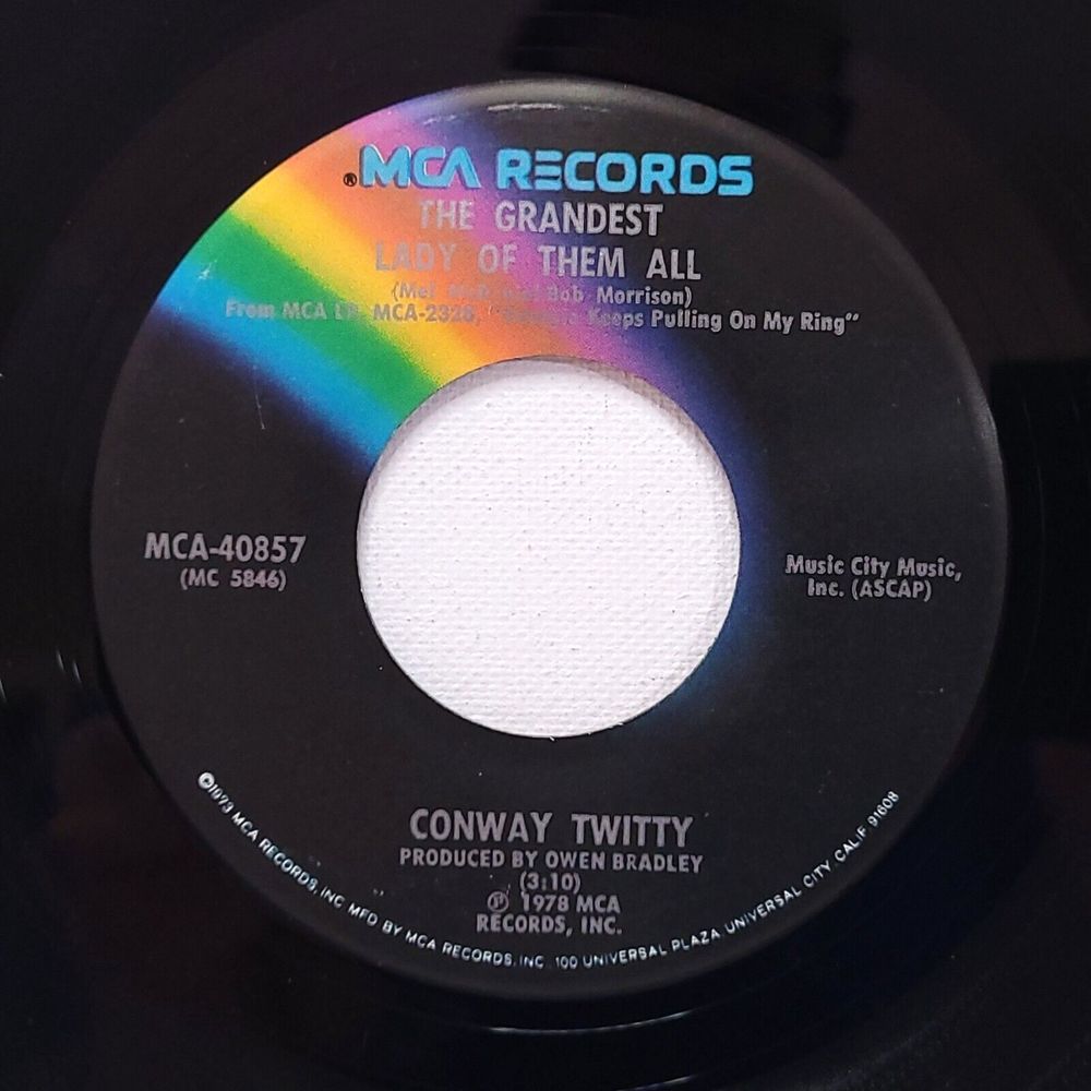 Conway Twitty ‎Vinyl 45 The Grandest Lady Of Them All/I'm Used To Losing You M-